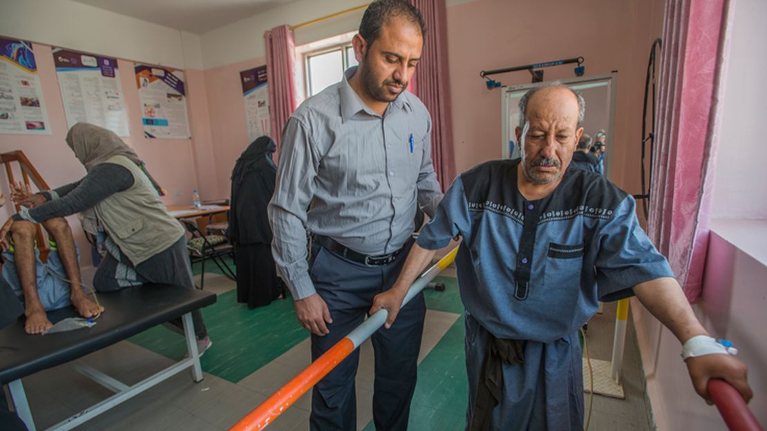 Reha-Sitzung im Mai 2018 in einem von HI unterstützten Krankenhaus 