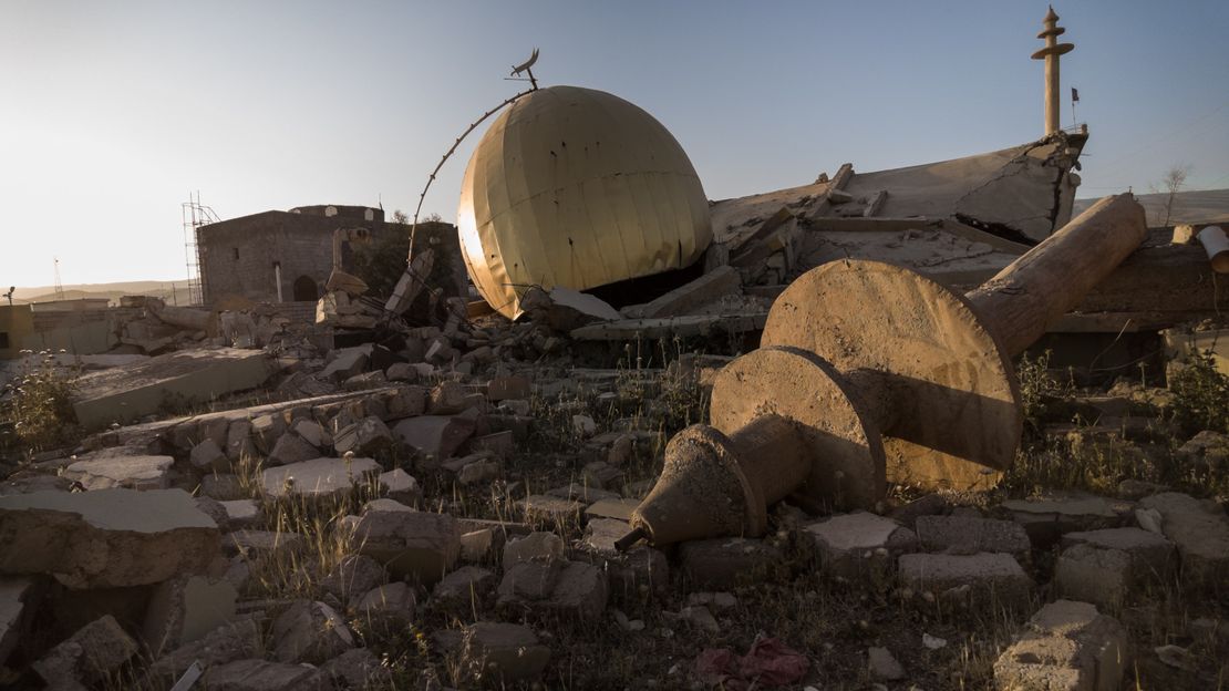 Eine durch Sprengfallen zerstörte schiitische Moschee in Sinjar