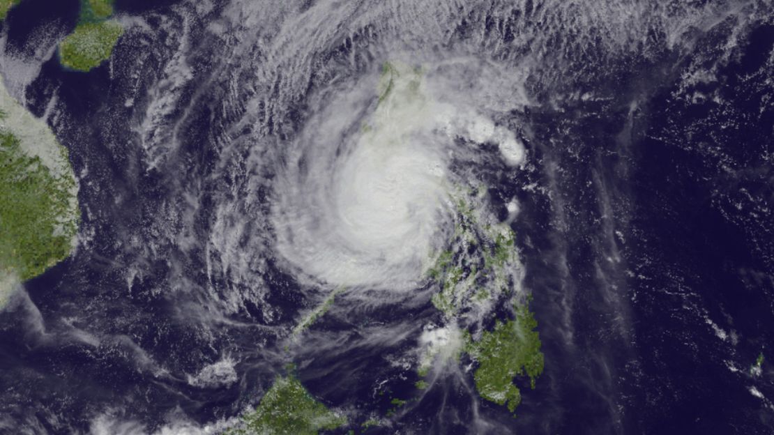 Satellitenbild des Taifuns über den Philippinen