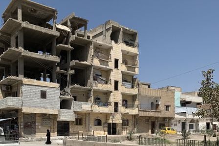 Die Trümmer des Krieges in einer Stadt in Syrien