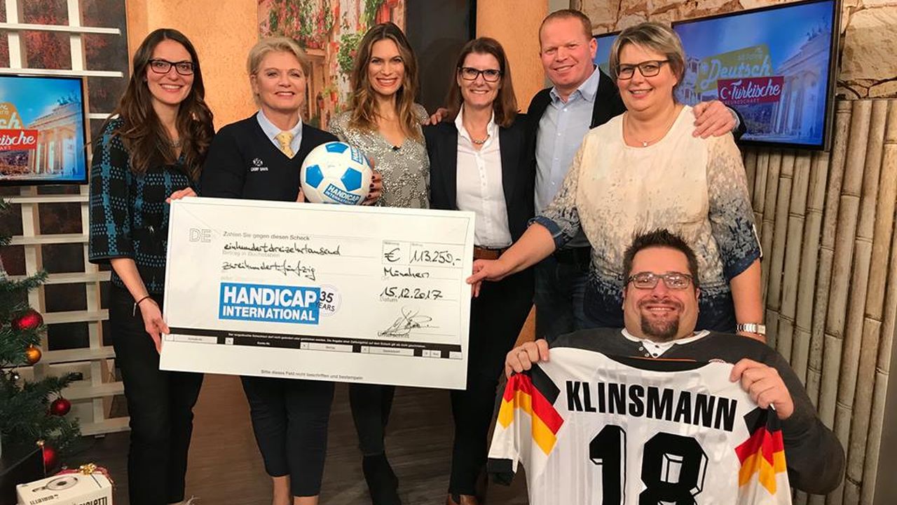 Team und Unterstützer beim großen 