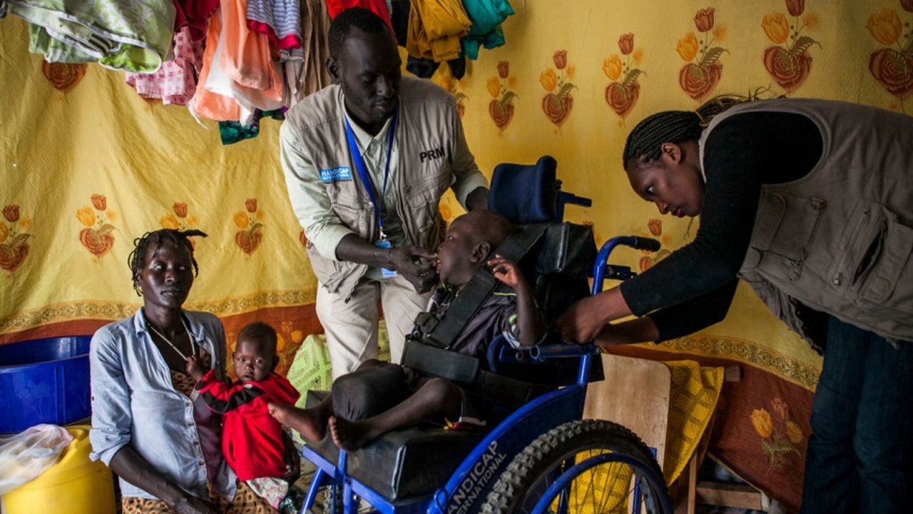 Omat leidet an zerebraler Kinderlähmung.