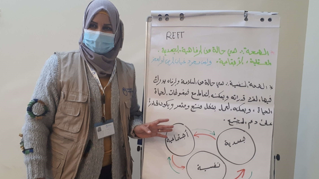 Anfal leitet eine Veranstaltung zur Aufklärung für die Bedeutung der psychischen Gesundheit